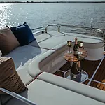 Hausboot Mit Traumlage In Luebeck-travemuende Botel *