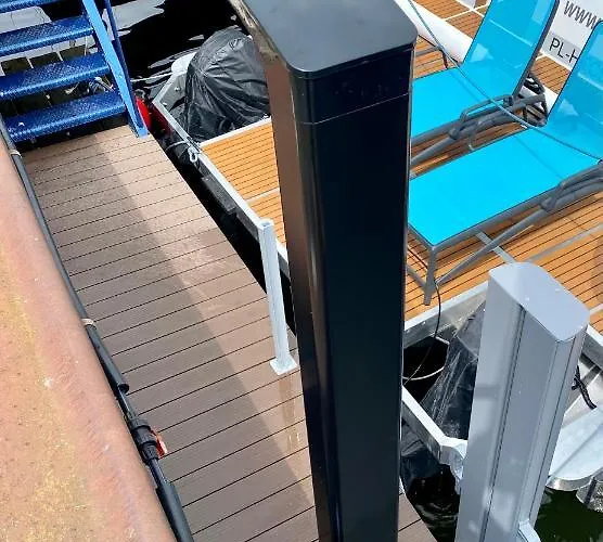 Hausboot Mit Traumlage In Luebeck-travemuende Lübeck