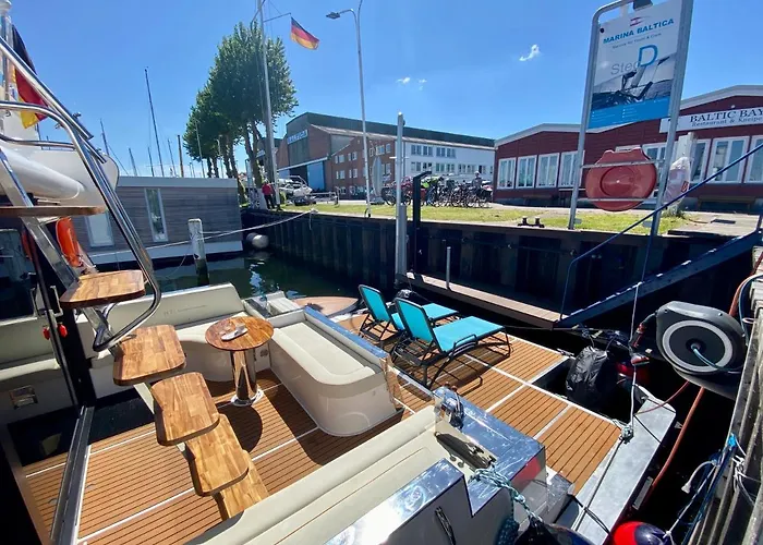 Hausboot Mit Traumlage In Luebeck-travemuende Båthotell